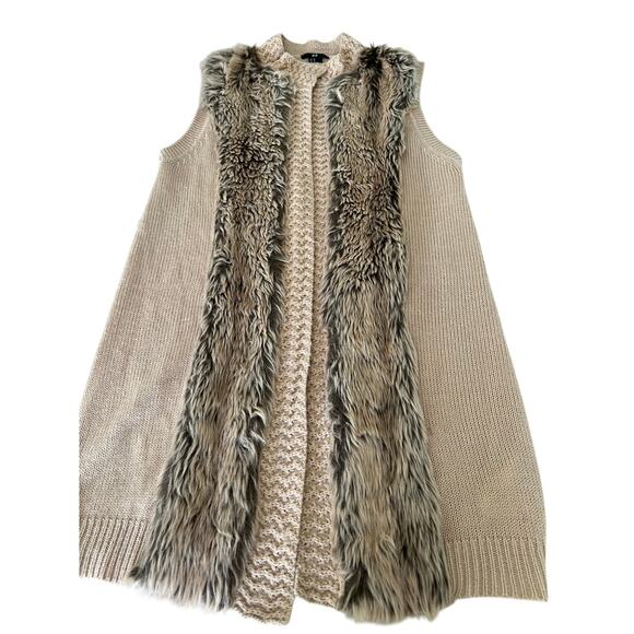 H&M Beige Knit Sweater Vest Faux Fur Trim Open Front Size XS Missing Belt - Picture 4 of 10